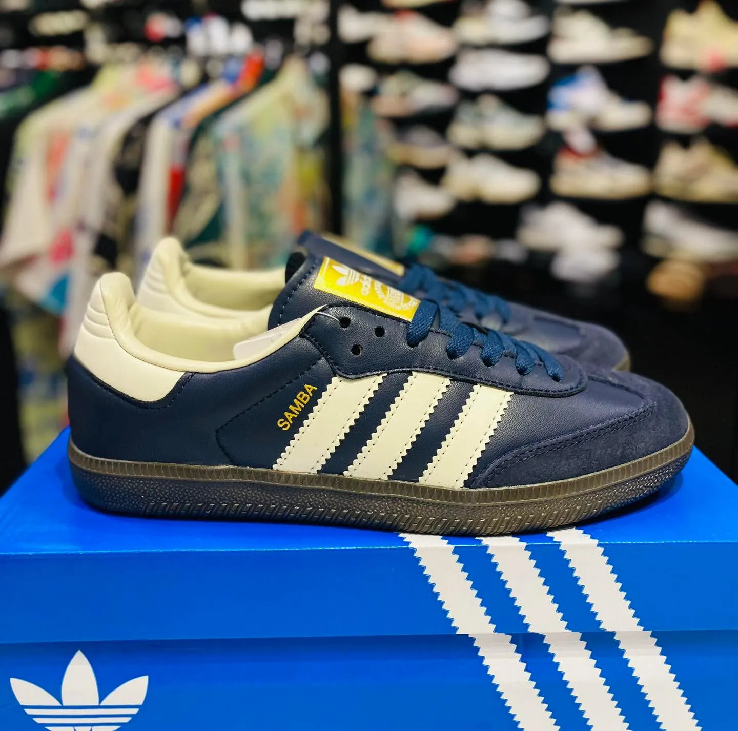 adidas Samba OG "Navy White Gum" (Shadow Navy)