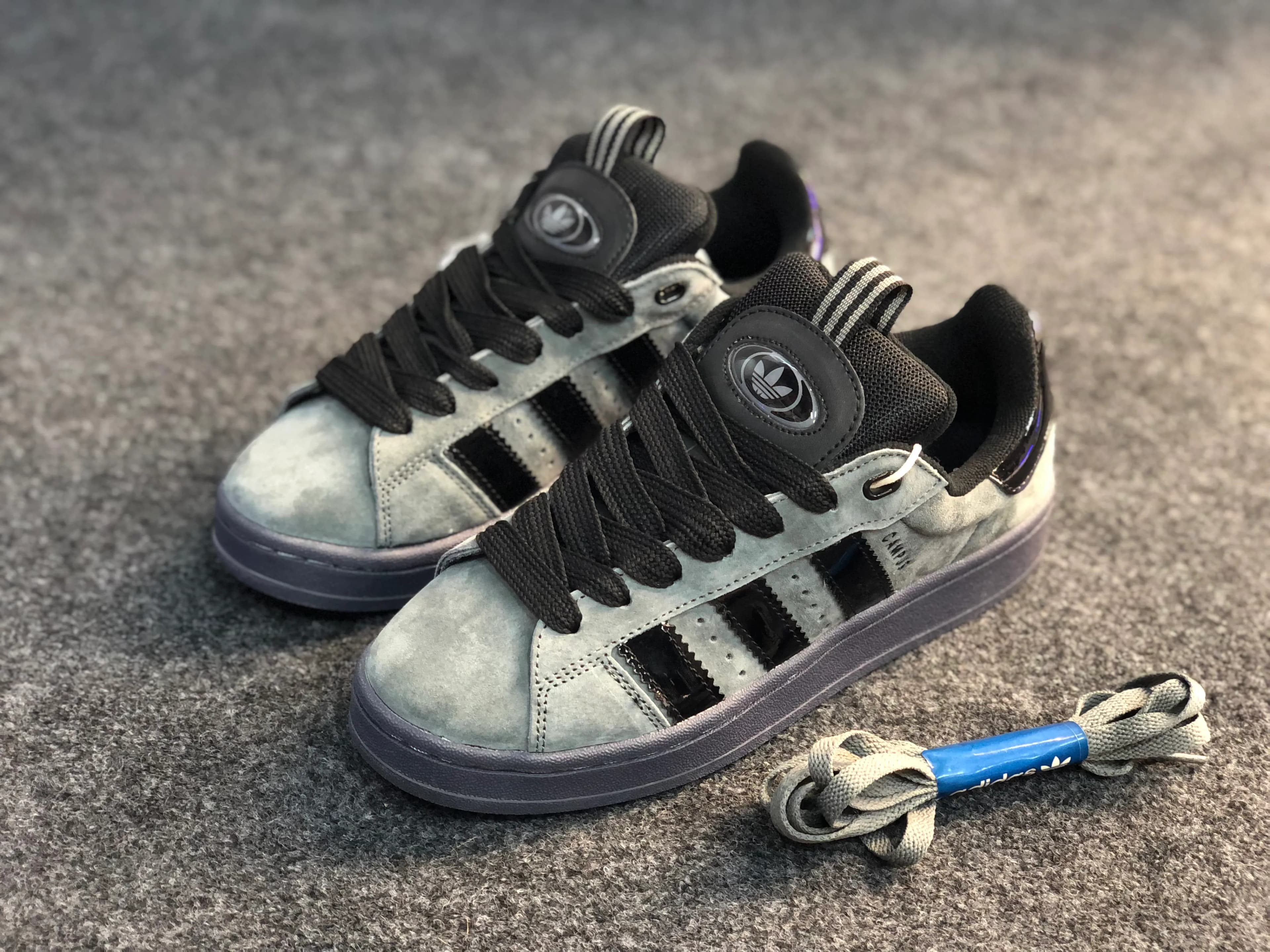 Adidas  Campus 00s — Charcoal Grey / Core Black