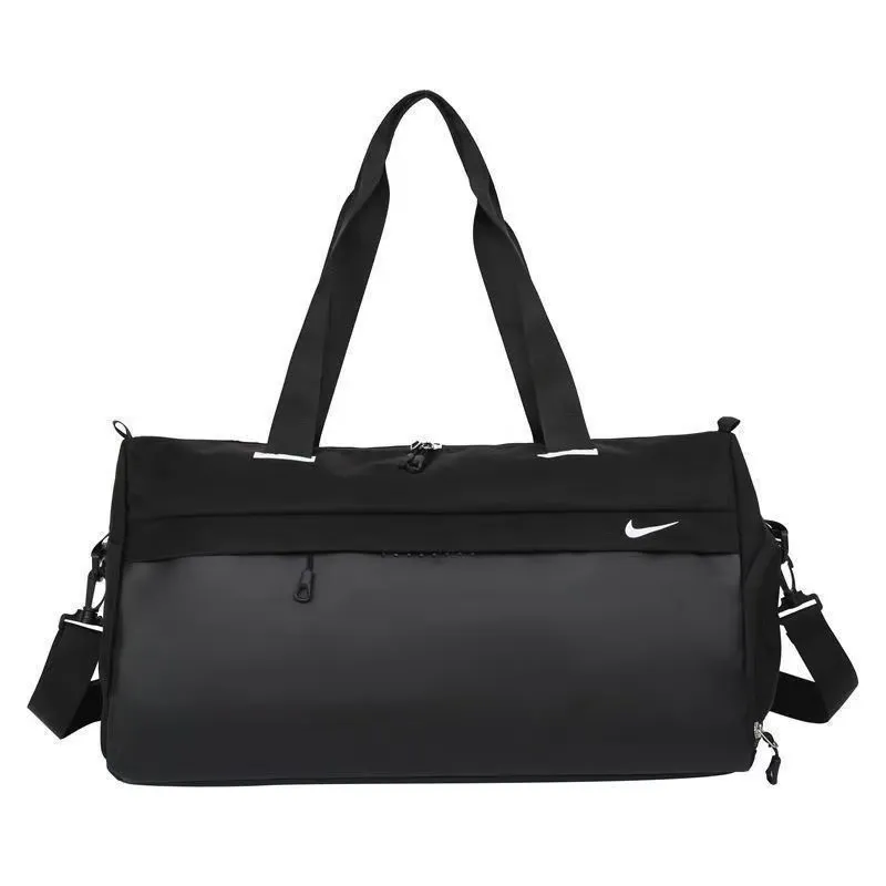  Nike Radiate Training Duffel Bag — Matte Black / Steel Grey