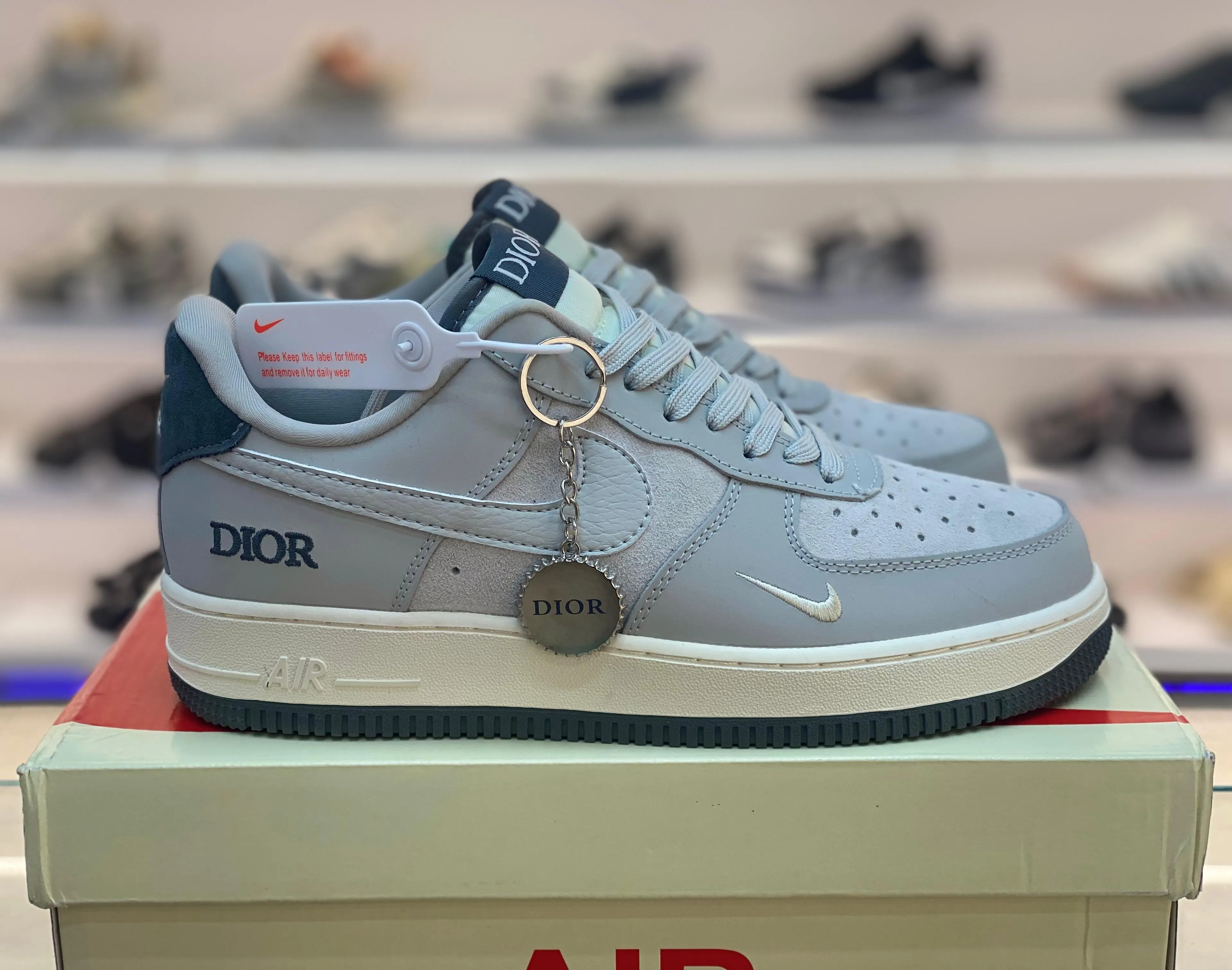 Air Force 1 Low x Dior Powder Grey / Cream
