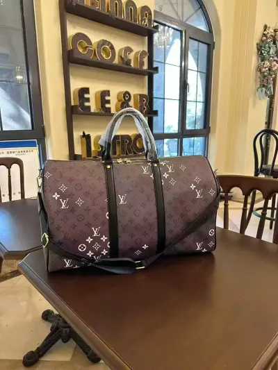 Louis Vuitton Keepall Bandoulière 50 (Monogram Heritage Burgundy)